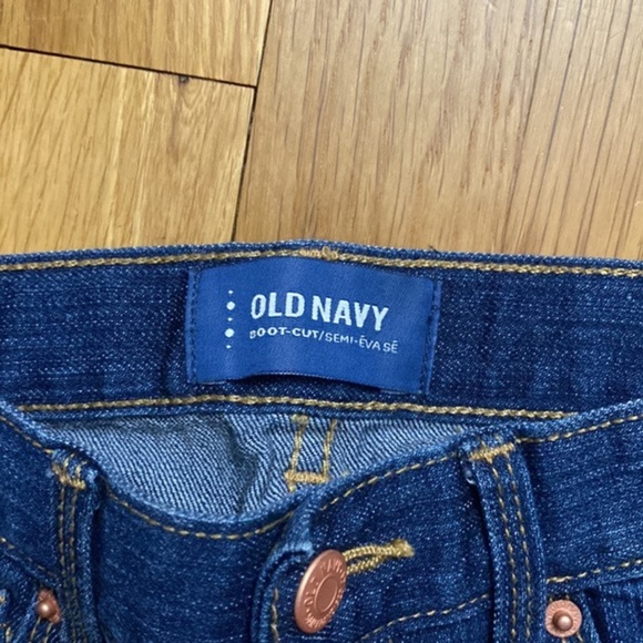 Old Navy Girls Bootcut Jeans Size 5 - Picture 2 of 5